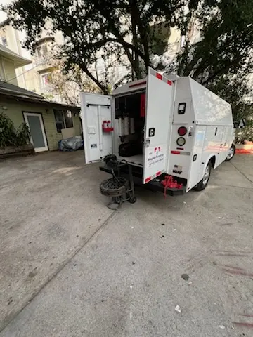 Magnet Plumbing service vehicle on-site for Slab Leak Repair in Urban Honolulu